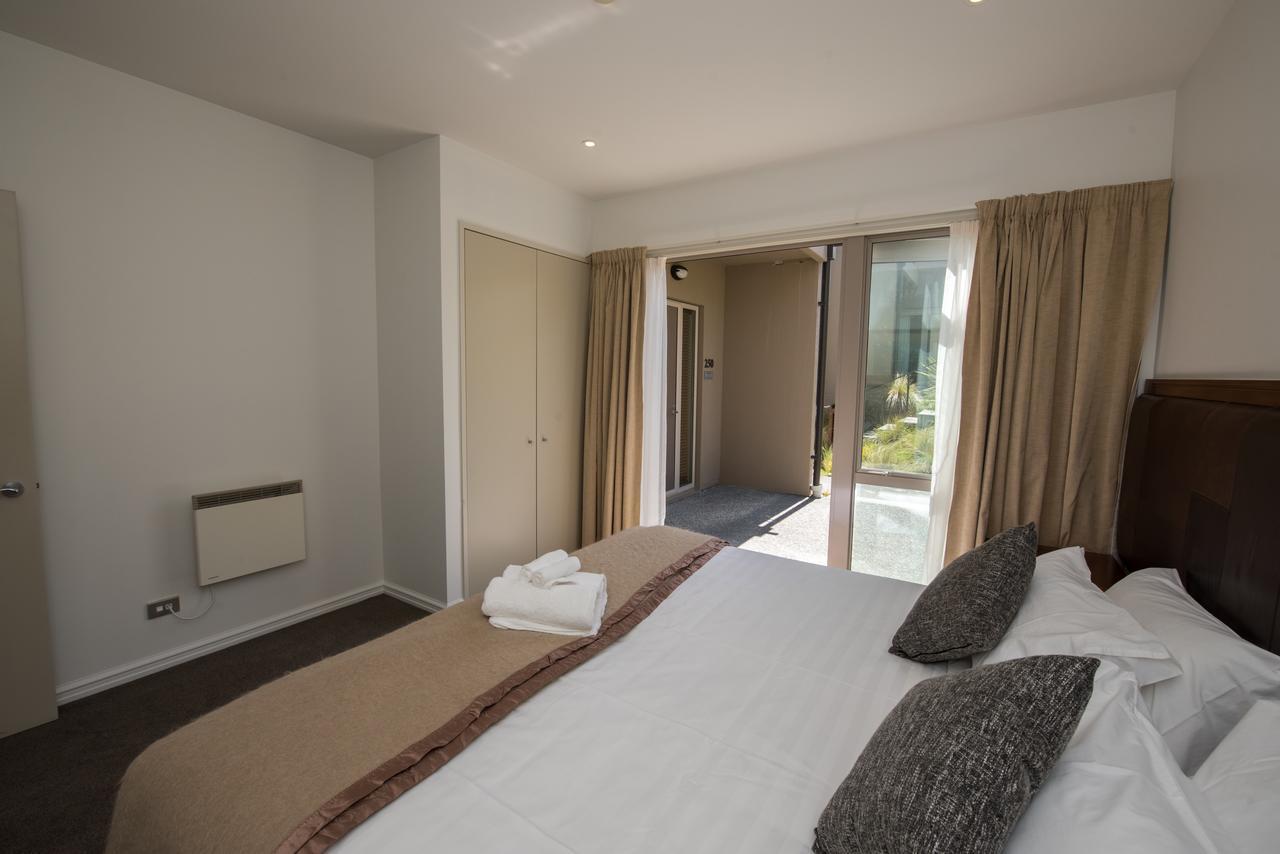 Canterbury High Country Villas Windwhistle Exterior photo
