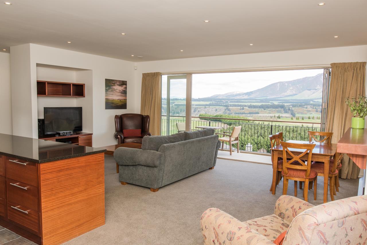 Canterbury High Country Villas Windwhistle Exterior photo